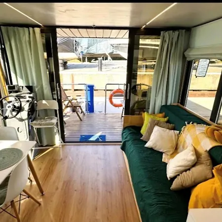 Azuria-houseboat - Na Wodzie شقة فروتسواف